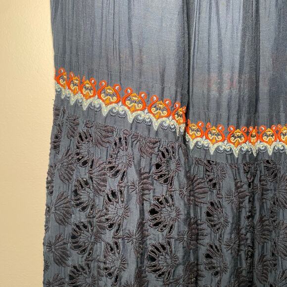 Johnny Was Jade Women's size Small Navy Blue Embroidered Puff Sleeve Midi Dress - Picture 6 of 11